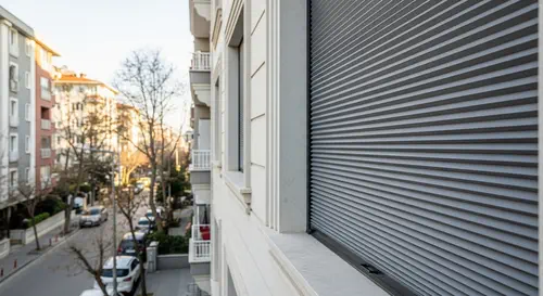 İncek Müstakil Evler İçin Geniş Veranda ve Bahçe Kapısı Sineklik Çözümleri thumb